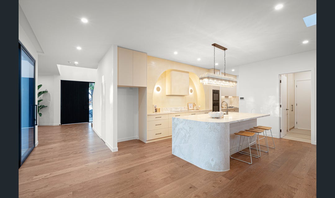 10 First Avenue, Kew