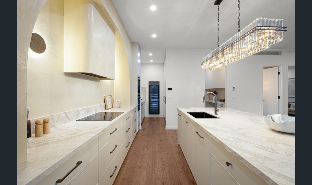 10 First Avenue, Kew