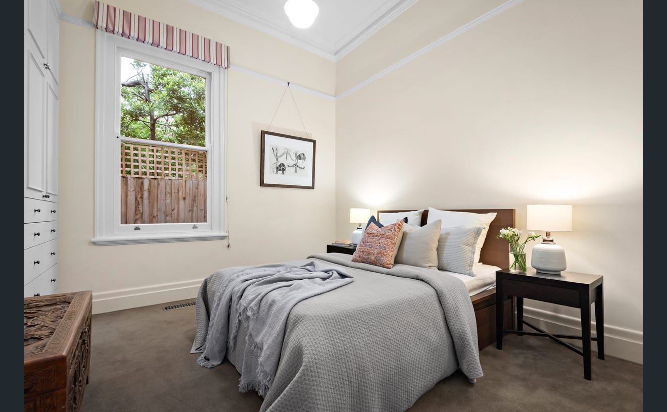 8 Beaver Street, Malvern East