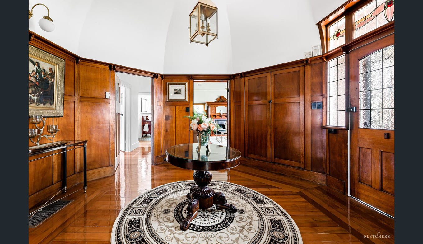 139 Cotham Road, Kew