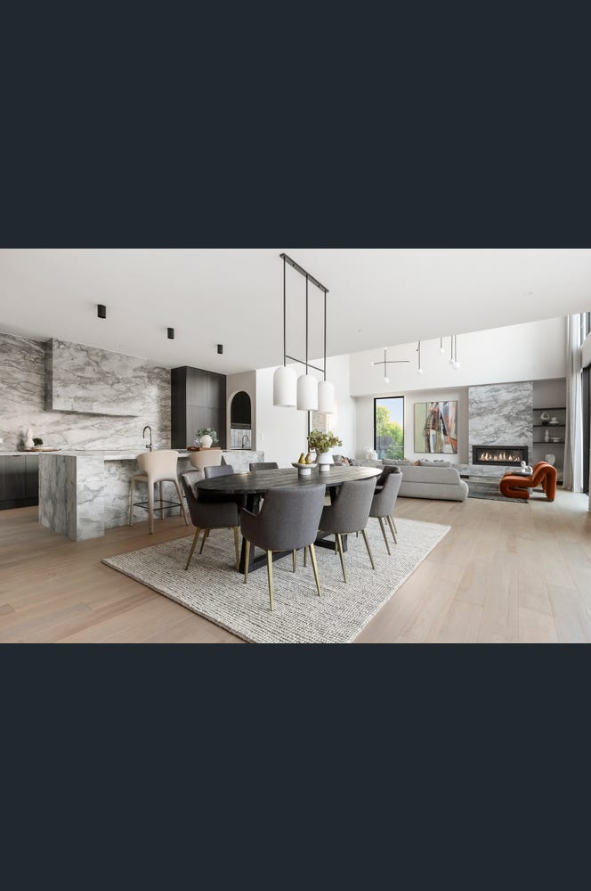 13 Tooronga Road, Malvern East