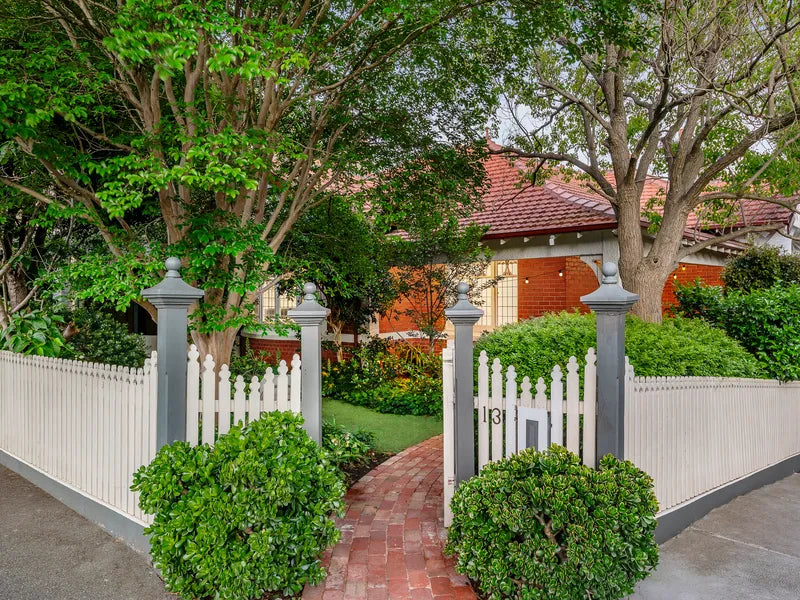 13 Yarra Street, Hawthorn