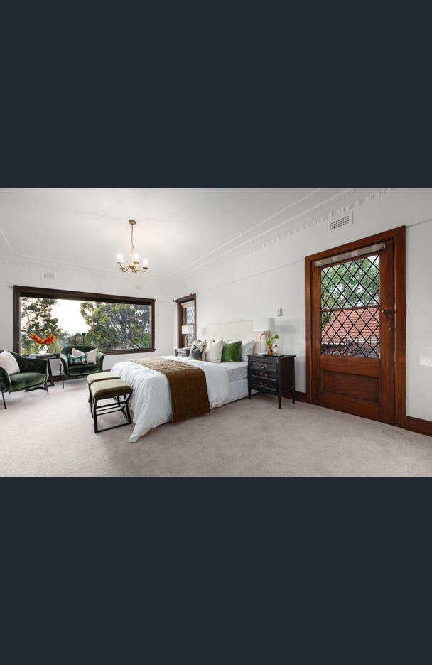 14 Glenroy Road, Hawthorn