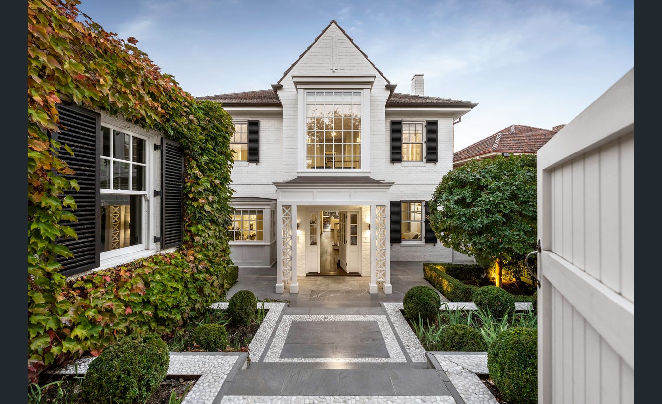 16 Hill Street, Toorak