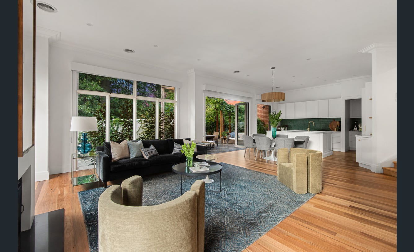 18a Ferncroft Avenue, Malvern East