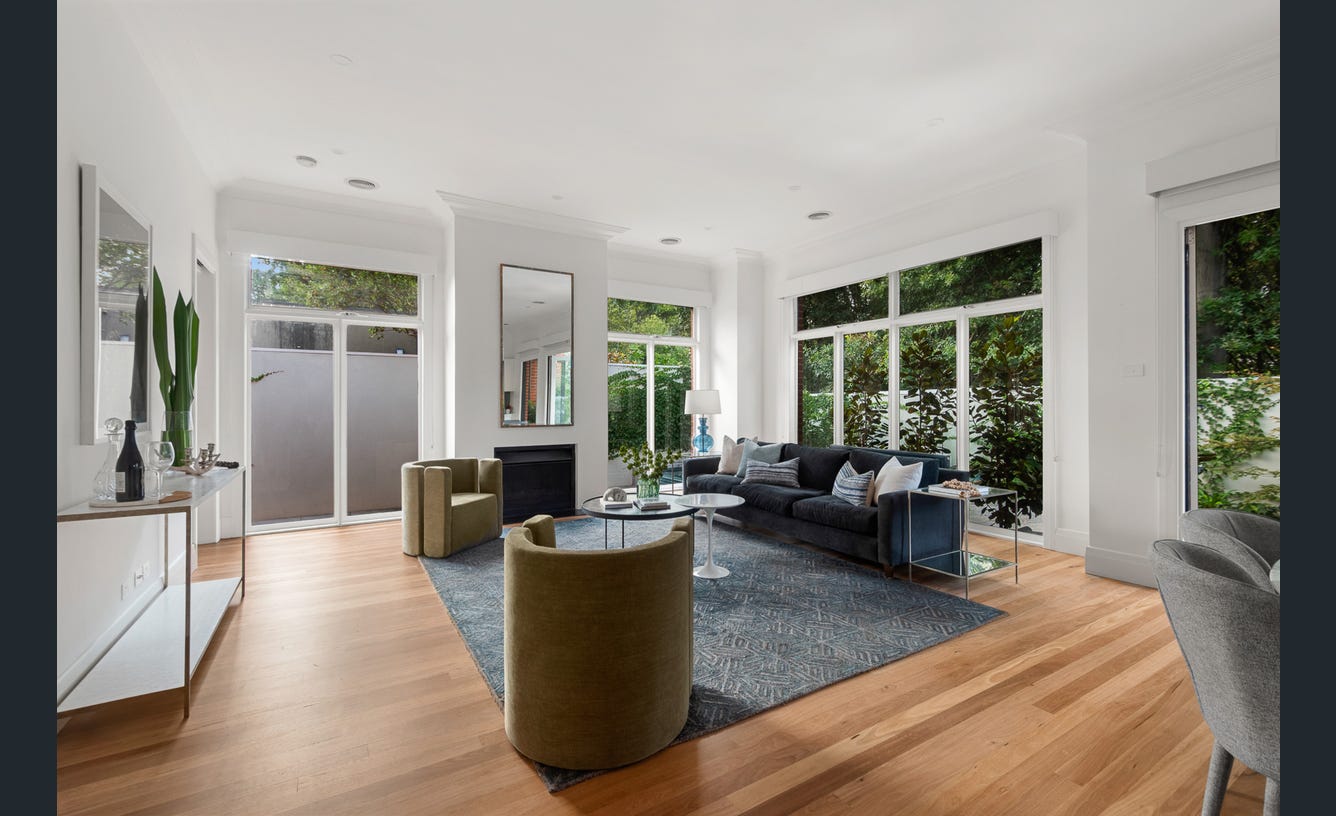 18a Ferncroft Avenue, Malvern East