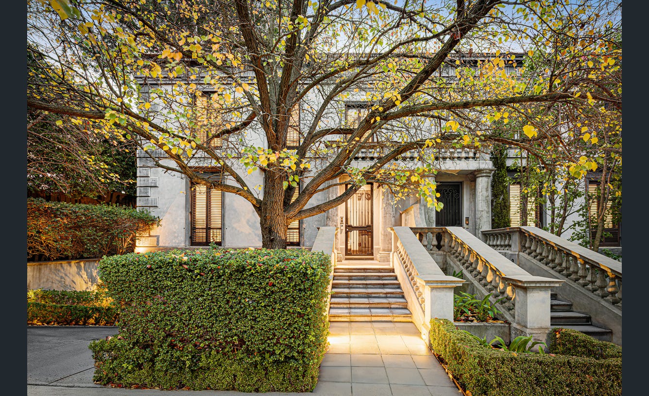 195 Kooyong Road, Toorak