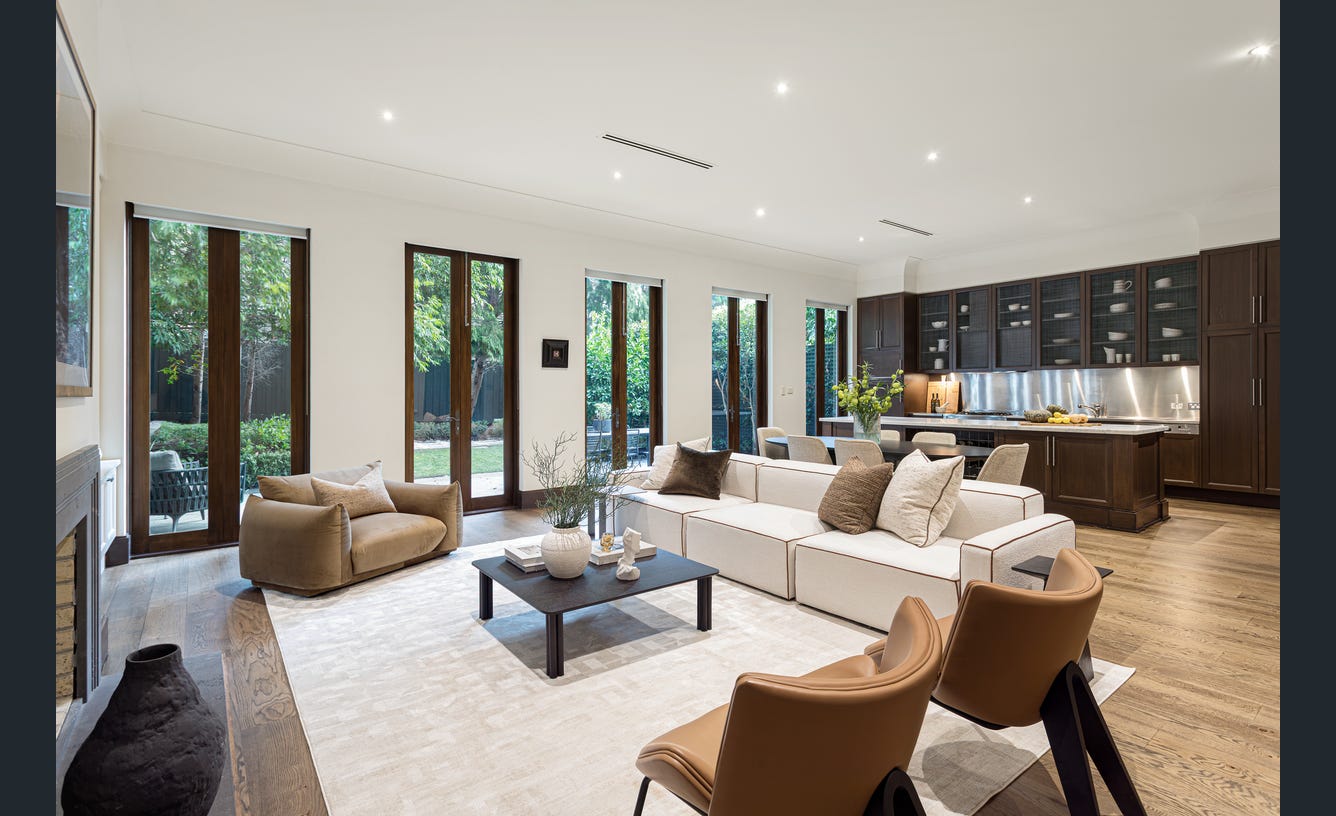 195 Kooyong Road, Toorak