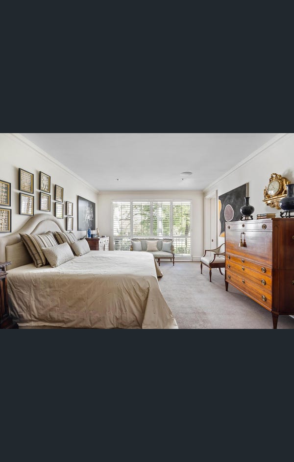 1A Matthews Court, Toorak