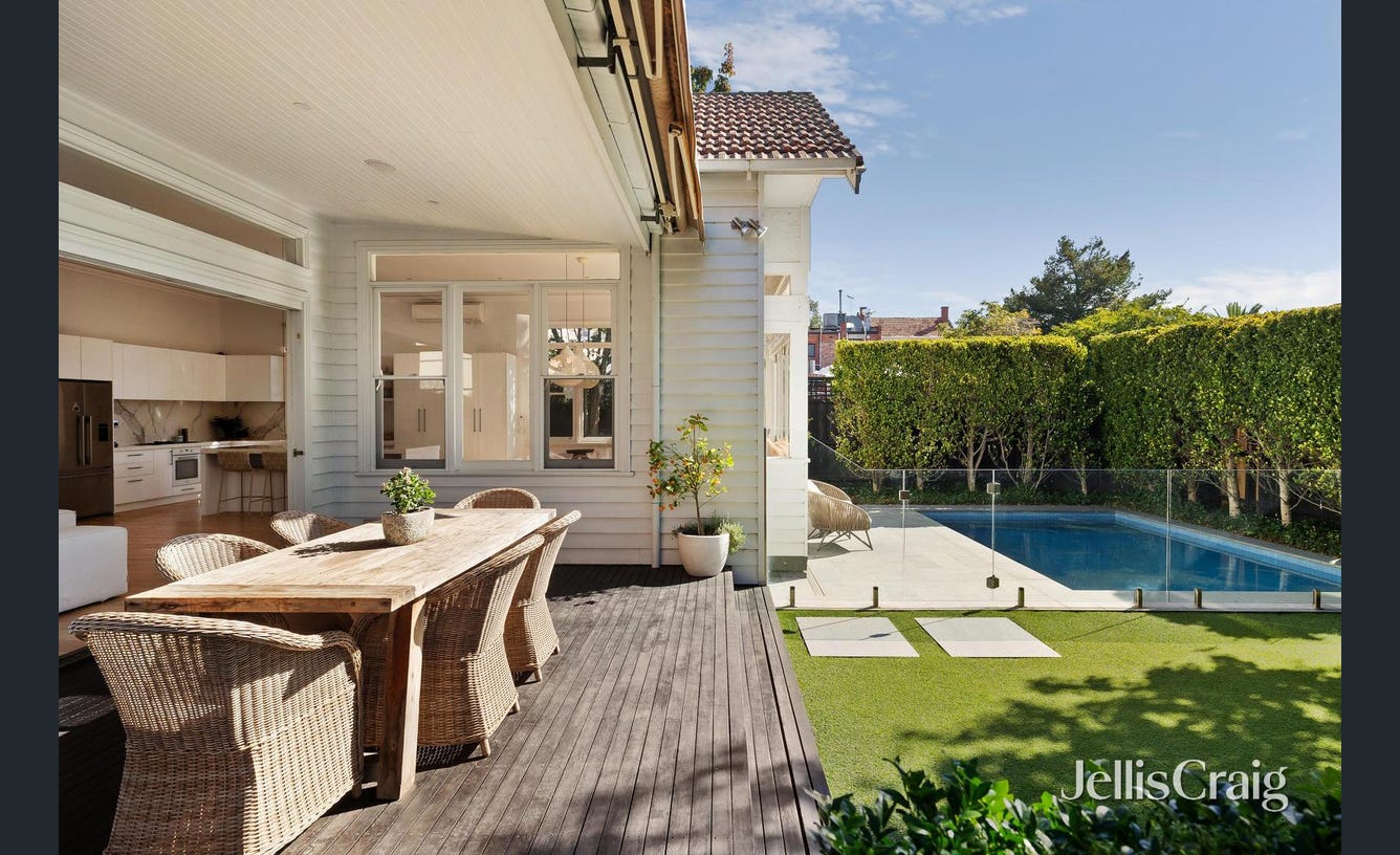 1 Davies Street, Malvern East