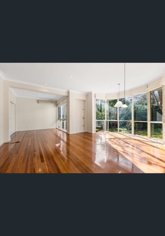 1 Nola Court, Toorak