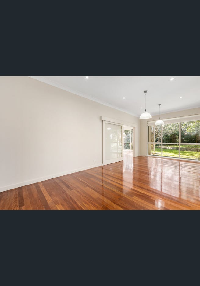1 Nola Court, Toorak