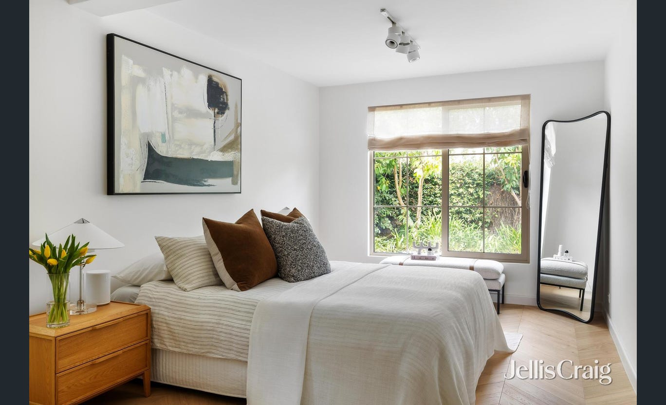1/91 Grange Road, Toorak