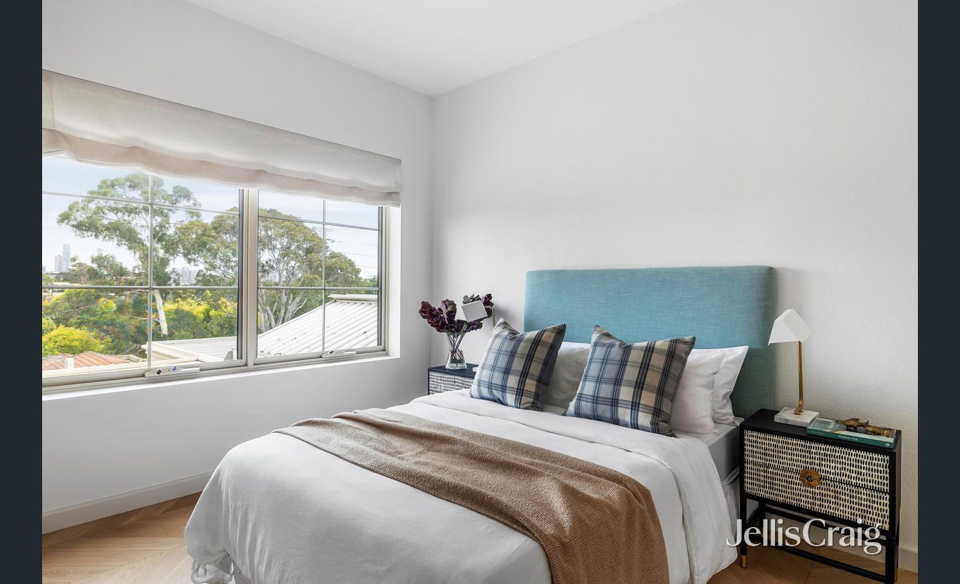 1/91 Grange Road, Toorak