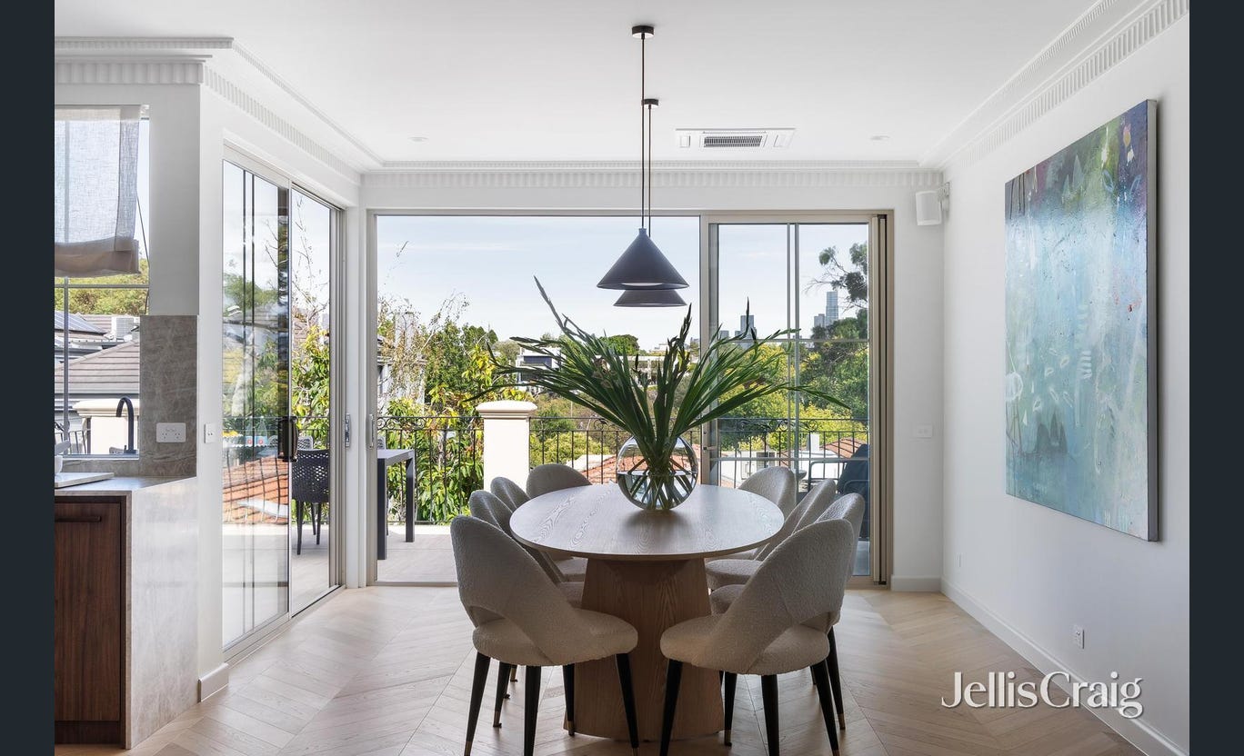 1/91 Grange Road, Toorak