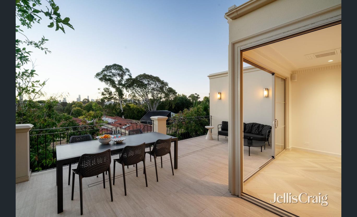 1/91 Grange Road, Toorak