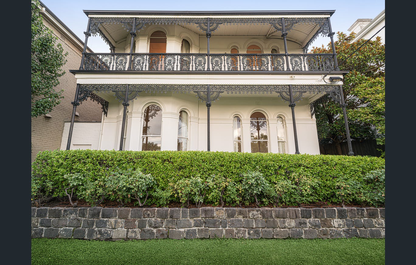 20 Mathoura Road, Toorak