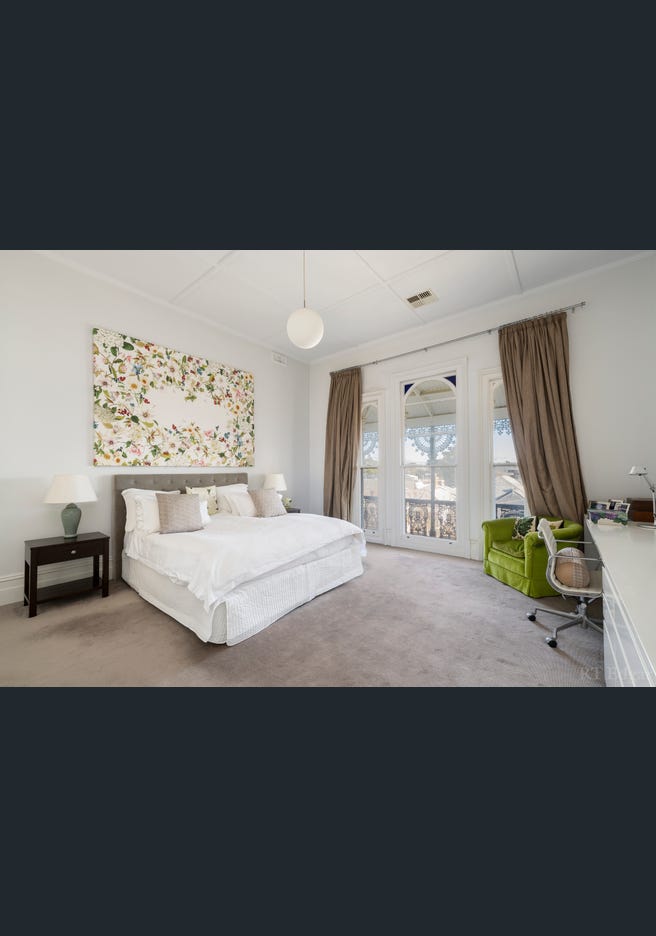 20 Mathoura Road, Toorak