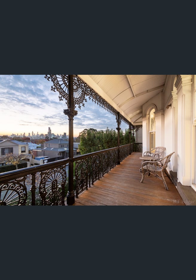 20 Mathoura Road, Toorak