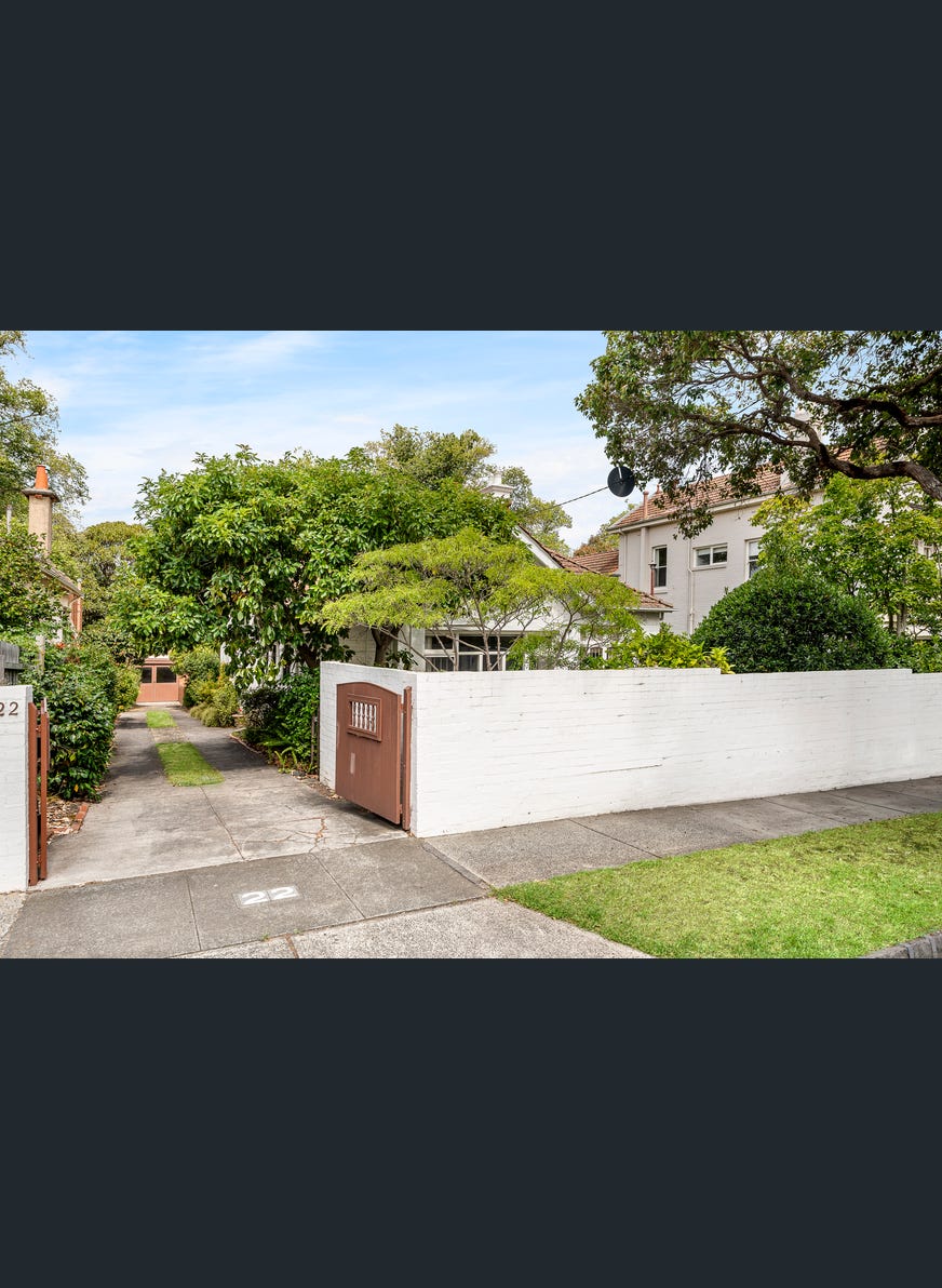 22 Millicent Avenue, Toorak