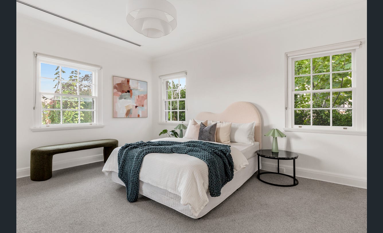 241 Kooyong Road, Toorak