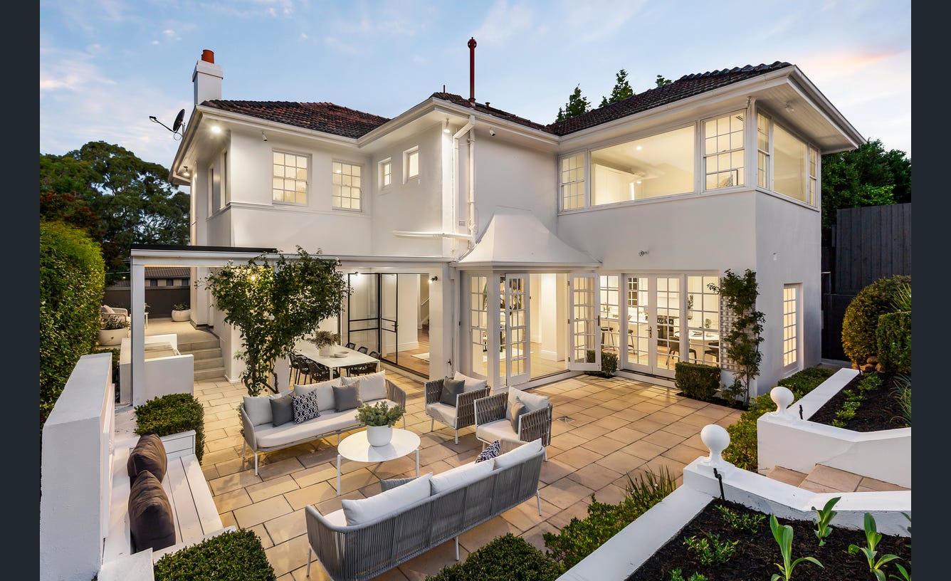 241 Kooyong Road, Toorak
