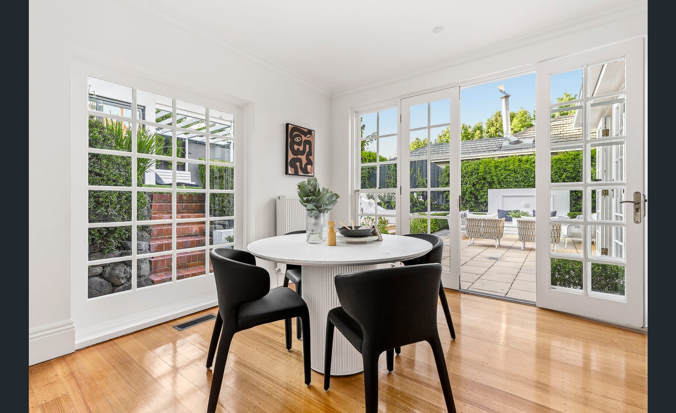 241 Kooyong Road, Toorak