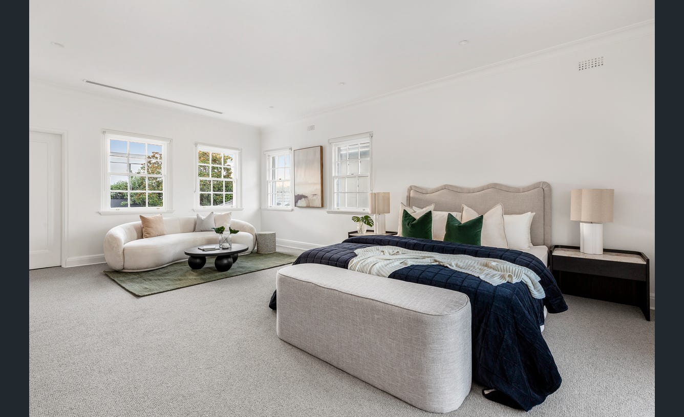 241 Kooyong Road, Toorak