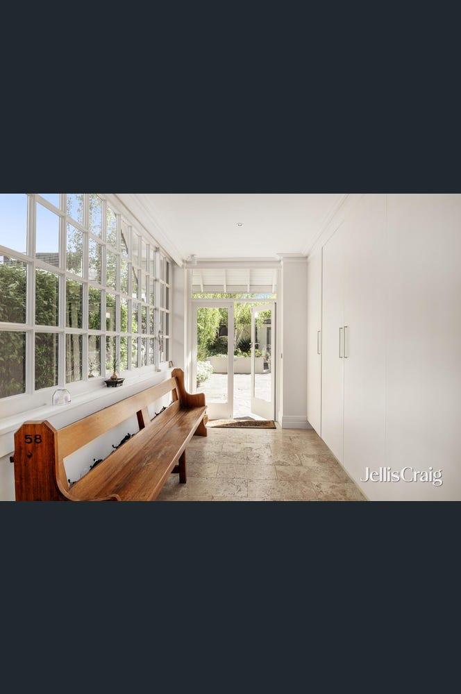 266 Cotham Road, Kew