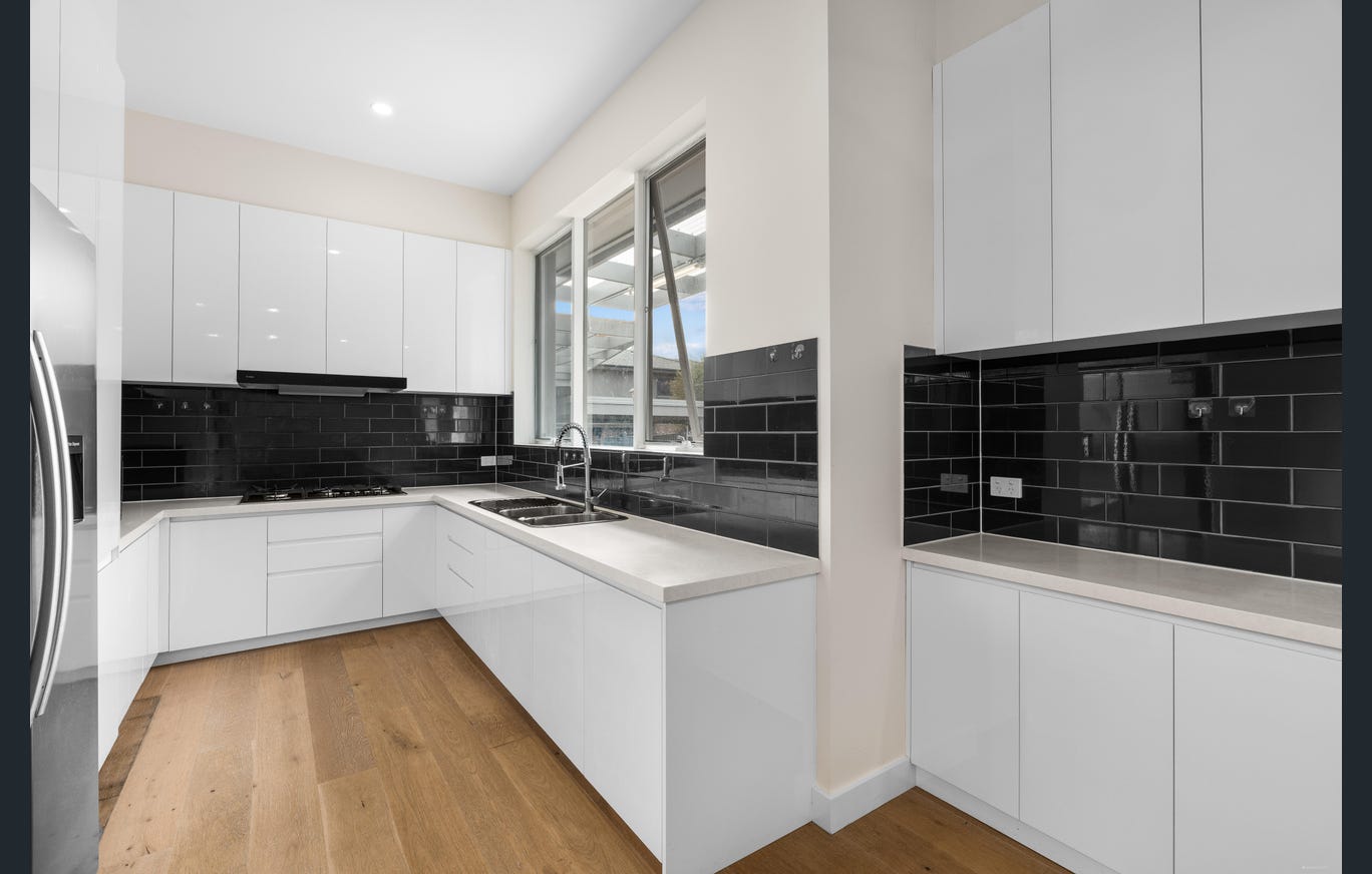 275 Waverley Road, Malvern East
