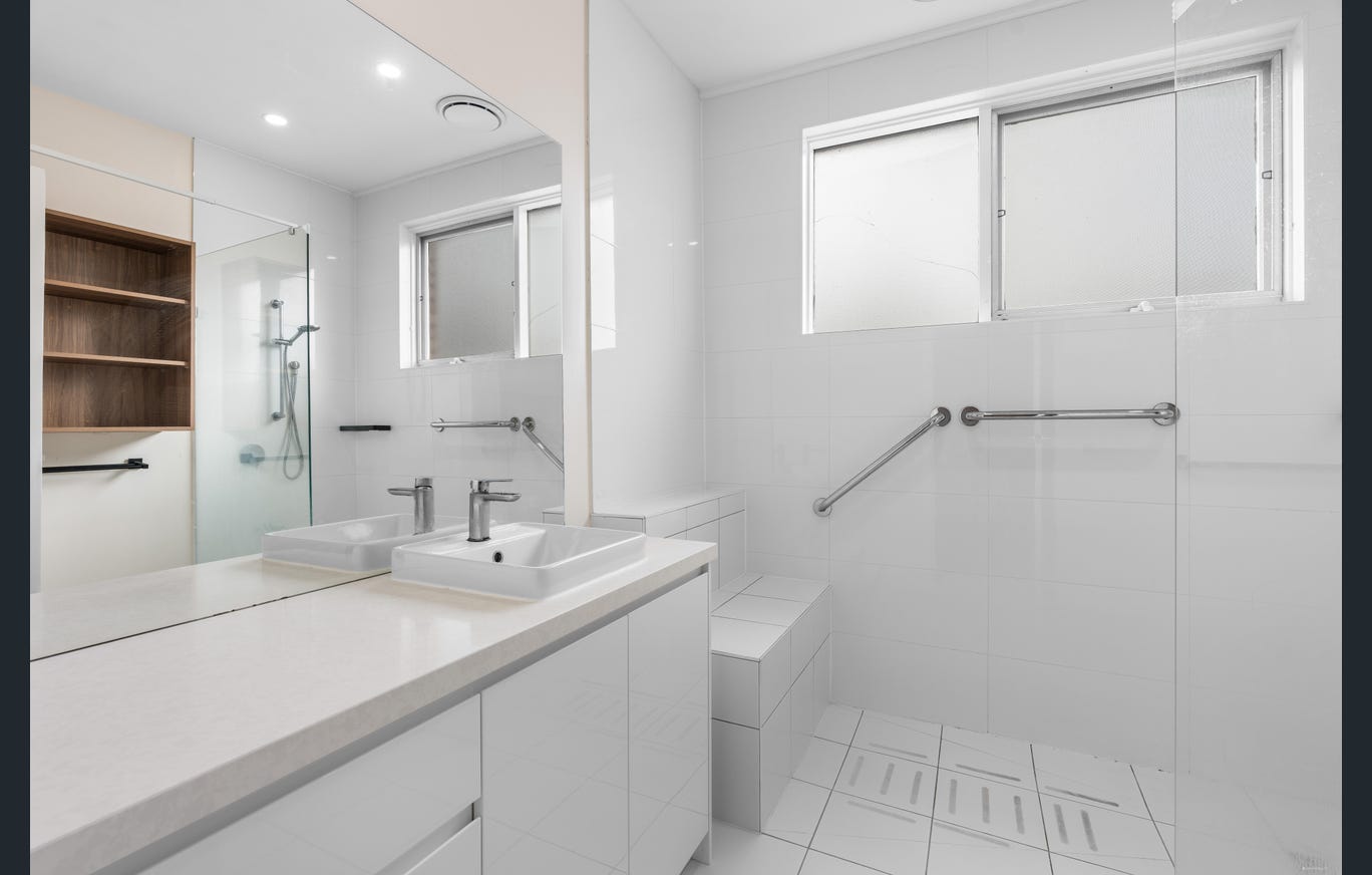 275 Waverley Road, Malvern East
