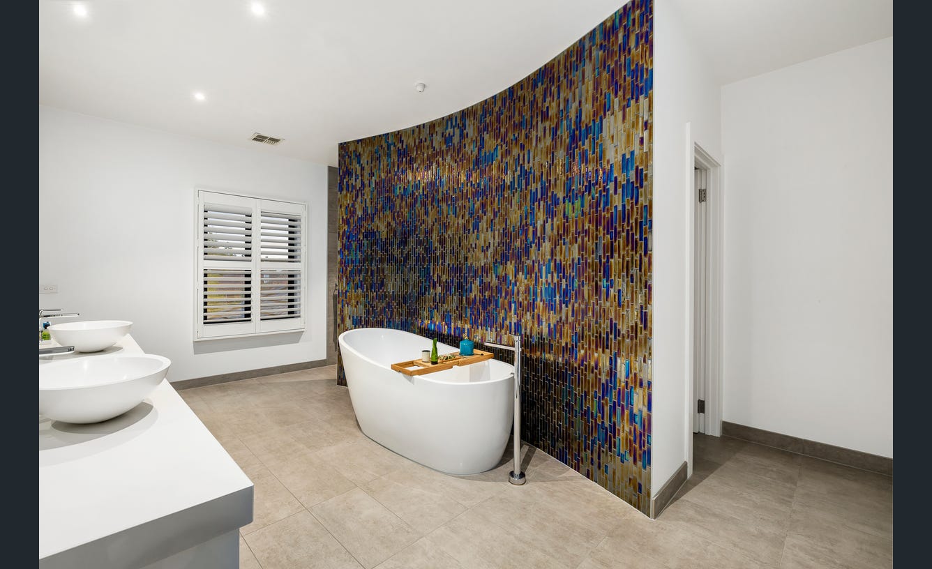 27 Hughes Street, Malvern East
