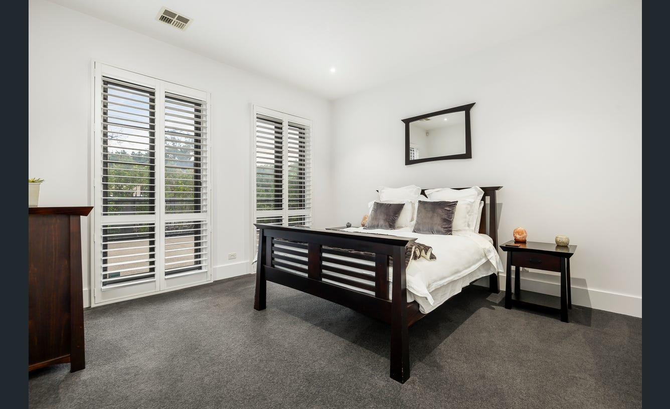 27 Hughes Street, Malvern East