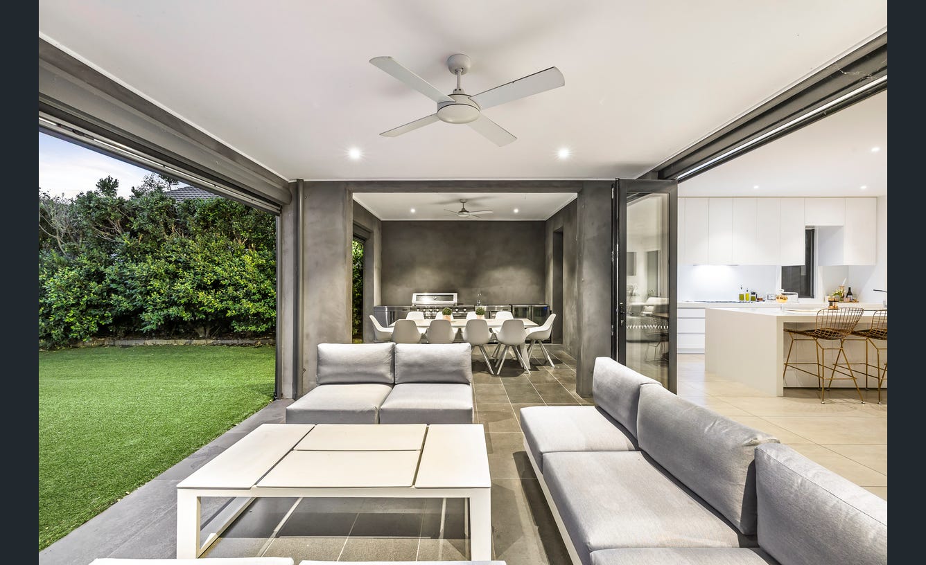 27 Hughes Street, Malvern East