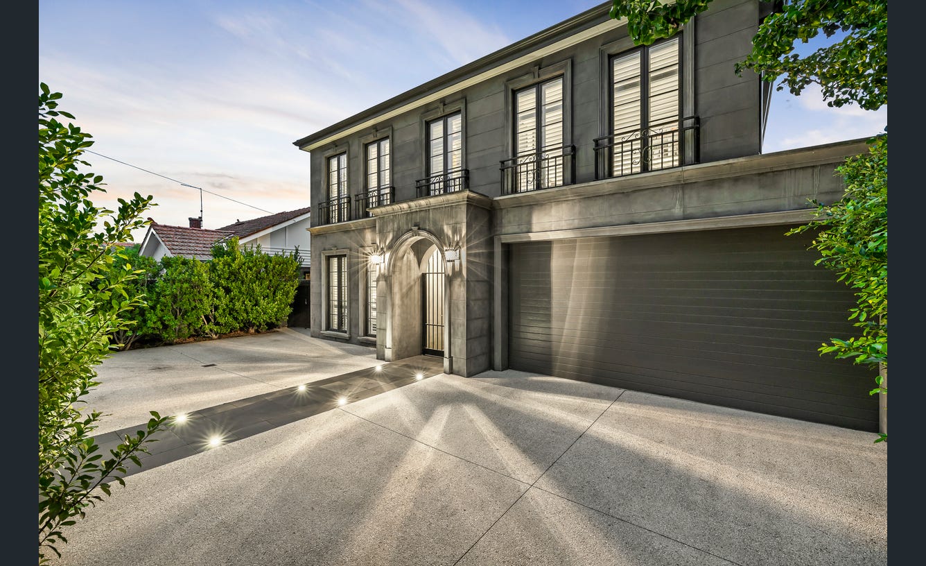 27 Hughes Street, Malvern East