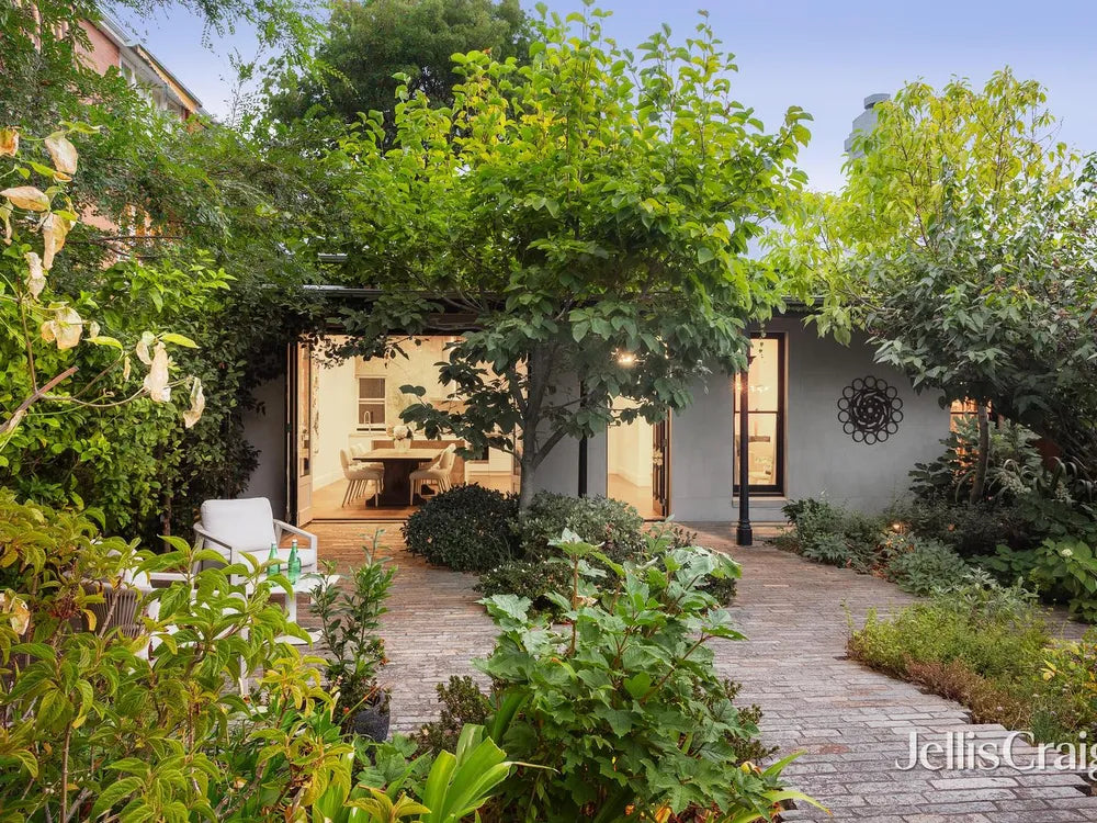 27 Tivoli Place, South Yarra