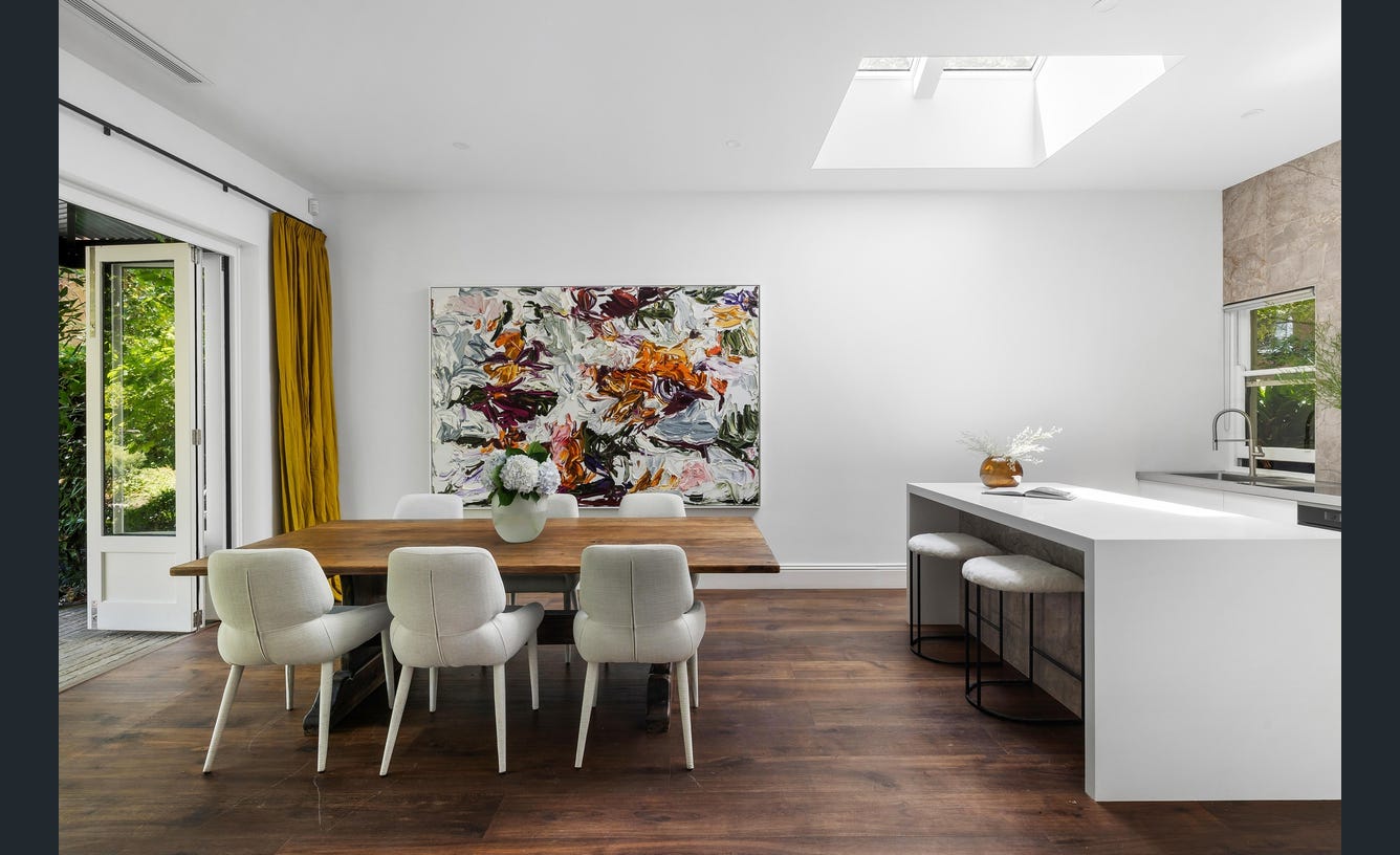 27 Tivoli Place, South Yarra