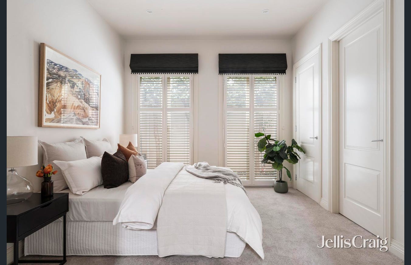 2 Segtoune Street, Kew