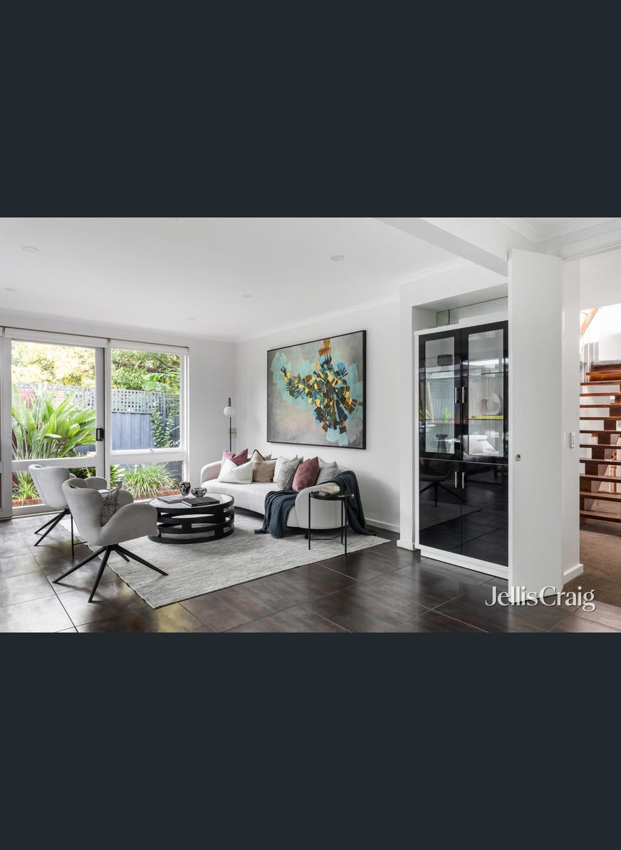2 Silver Street, Malvern