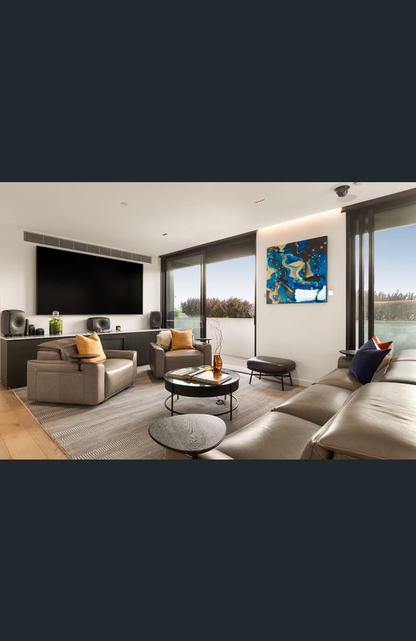 301/21 Riversdale Road, Hawthorn