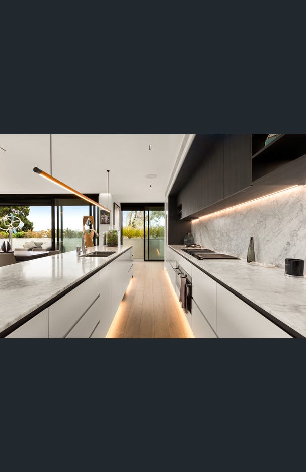 301/21 Riversdale Road, Hawthorn