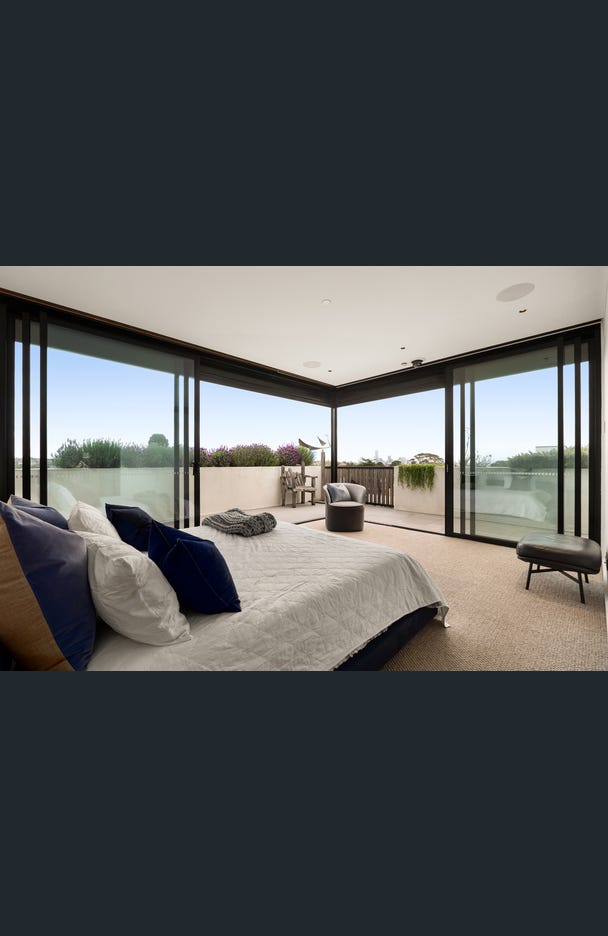 301/21 Riversdale Road, Hawthorn