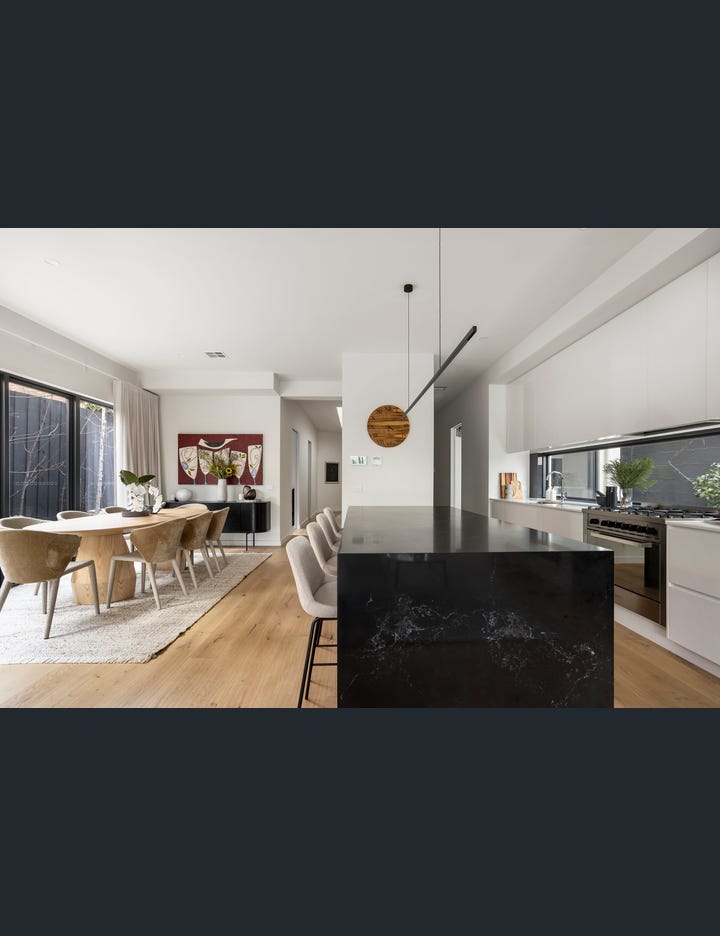 30 Shaftesbury Avenue, Malvern