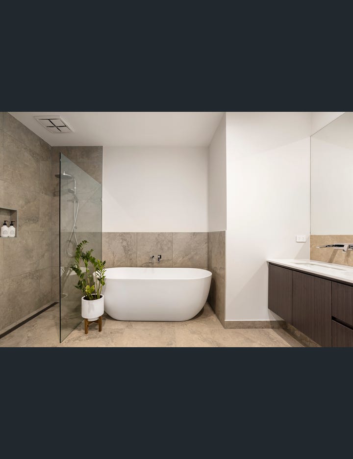 30 Shaftesbury Avenue, Malvern