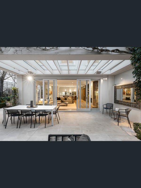 30 Walsh Street, South Yarra