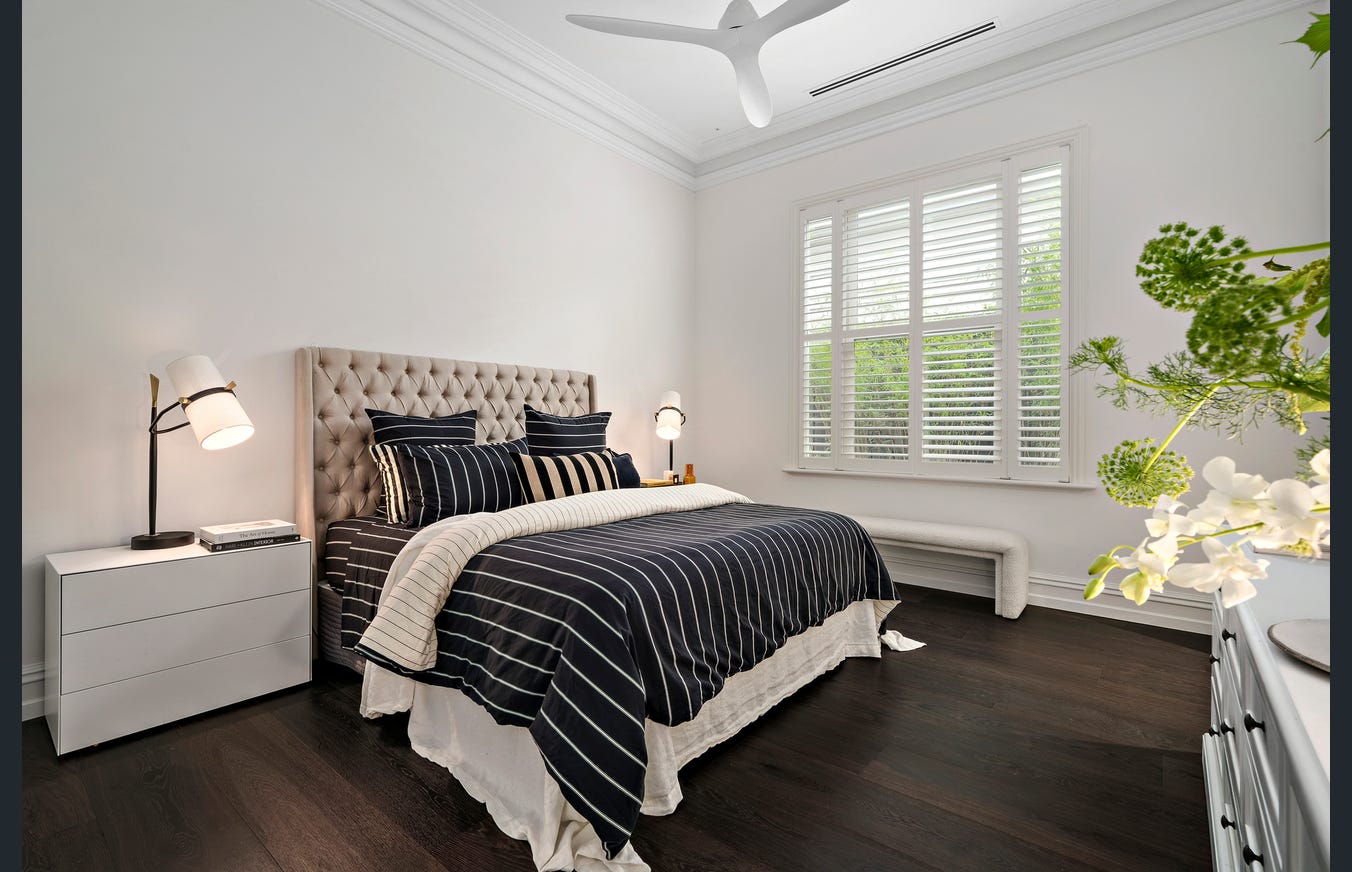 33 Dixon Street, Malvern