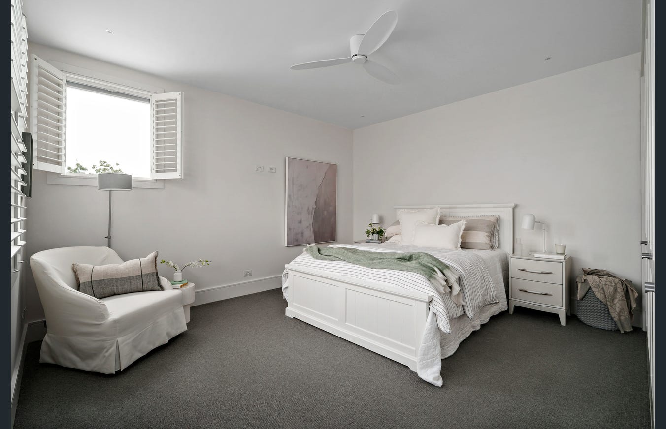 33 Dixon Street, Malvern