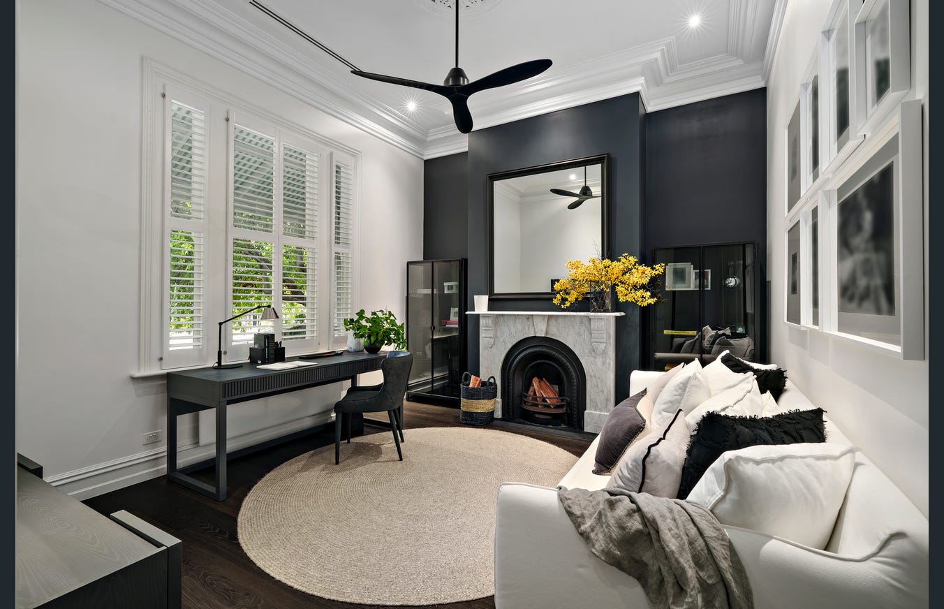 33 Dixon Street, Malvern