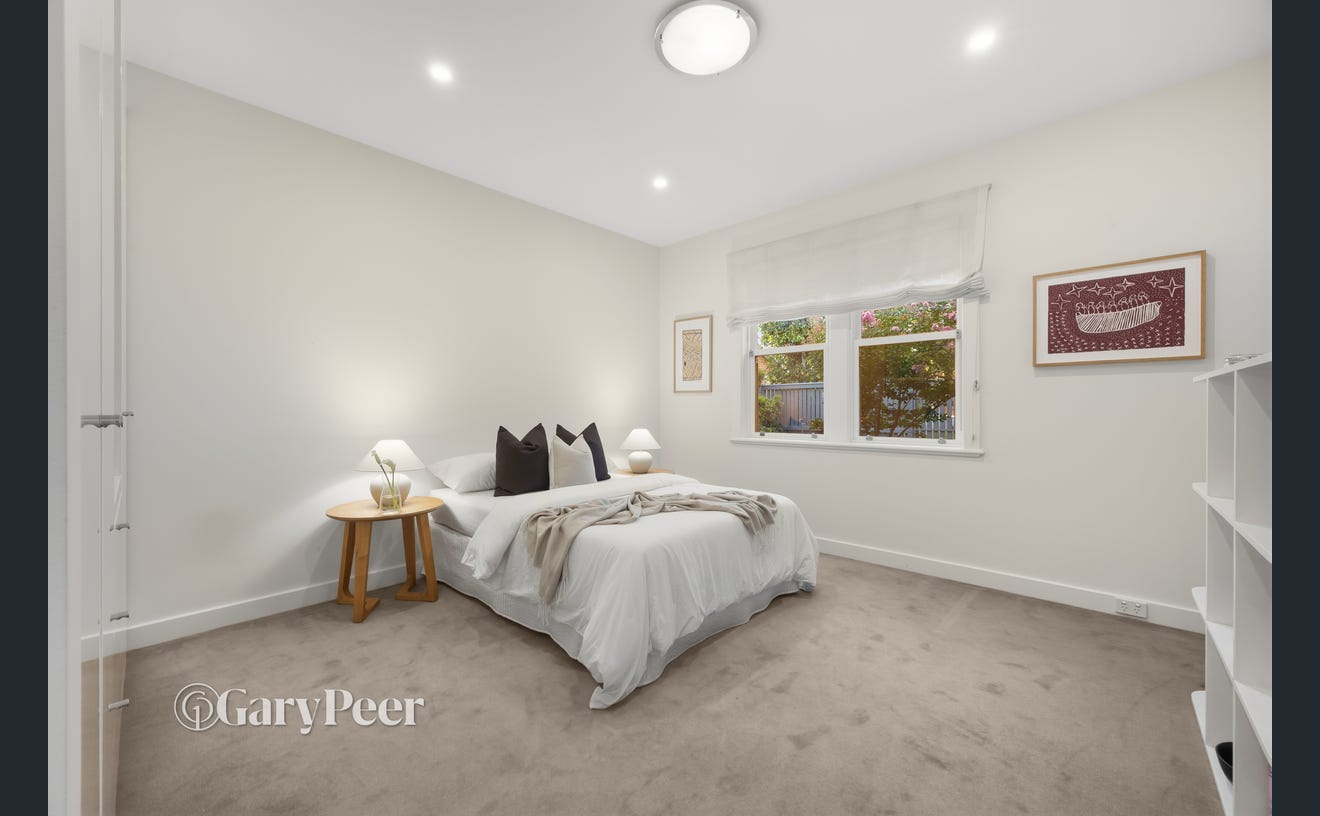 33 Kerferd Street, Malvern East