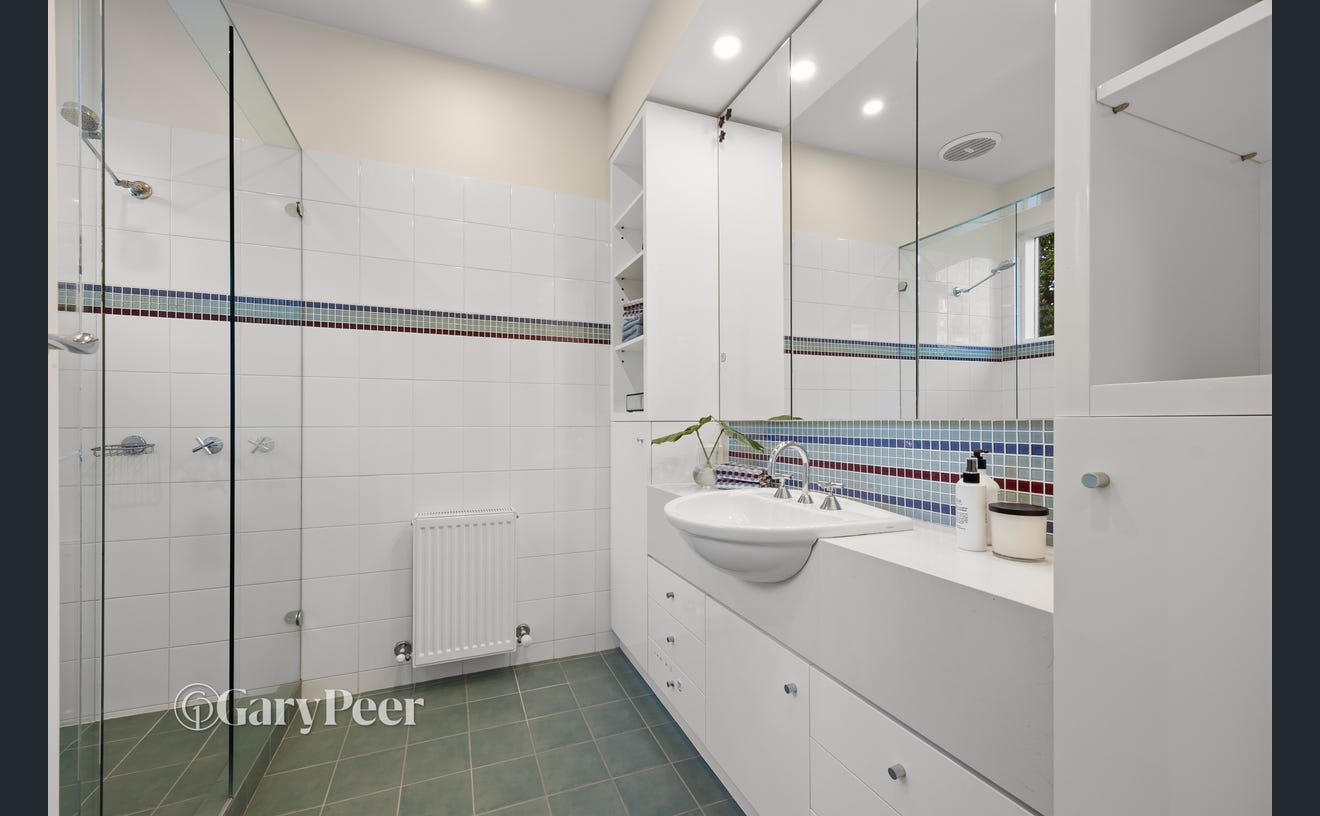 33 Kerferd Street, Malvern East